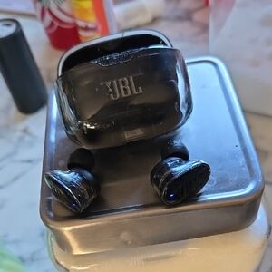 JBL Tune Buds